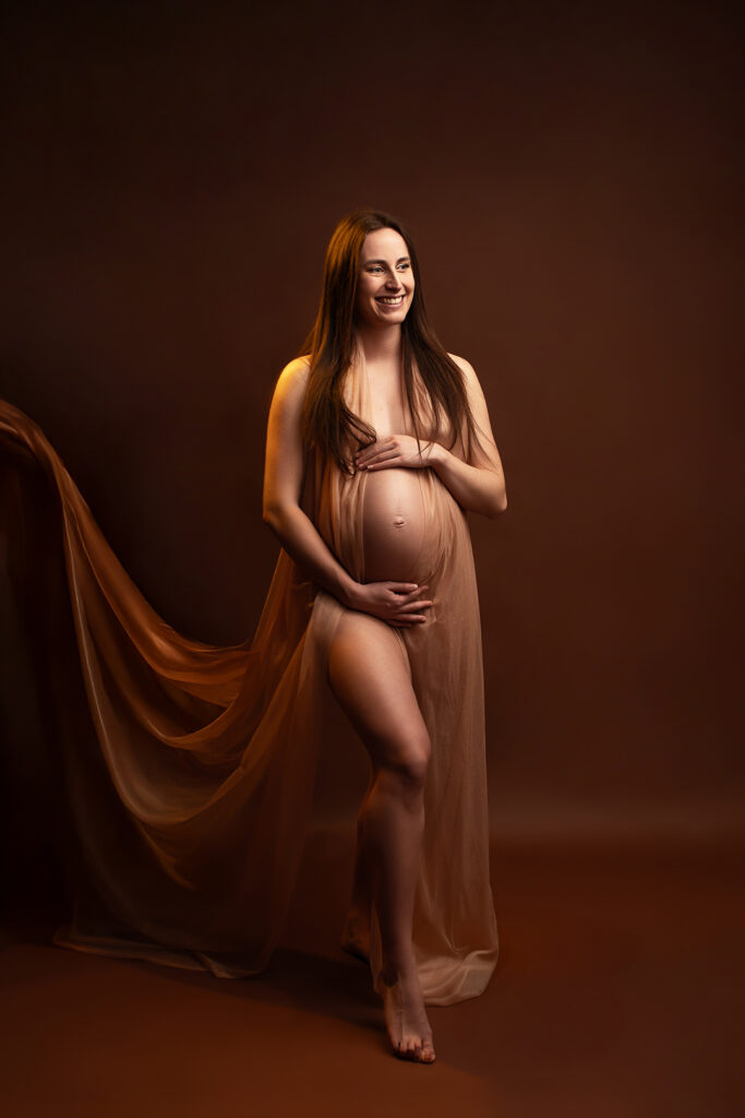 Ella Elijah, votre photographe de grossesse à Rennes