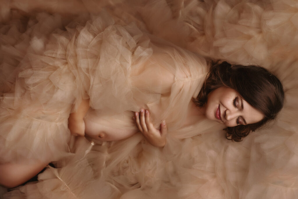 Ella Elijah, photographe de grossesse à Rennes
